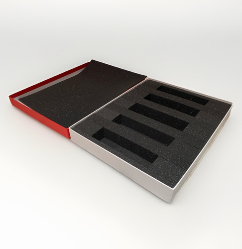 Scatole vuote imbottite - , per